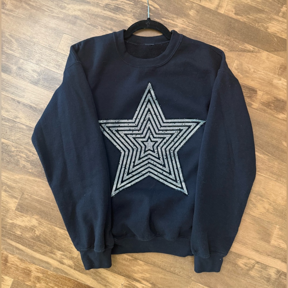 Black Star Pattern Sweatshirt